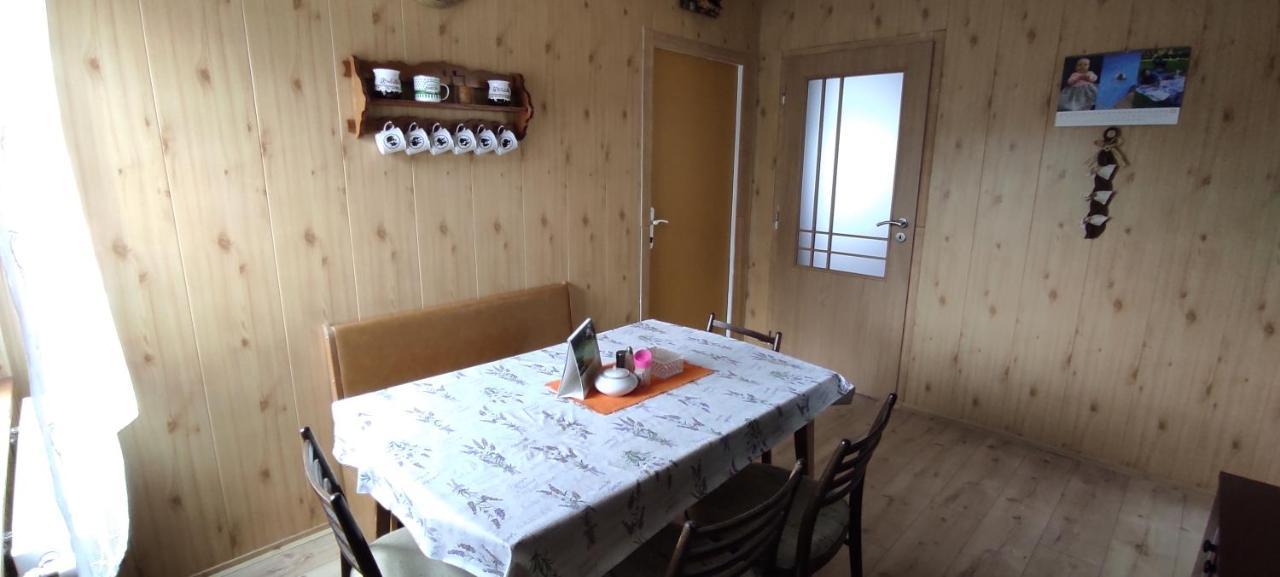 Ubytovani Ostrov U Macochy Extérieur photo